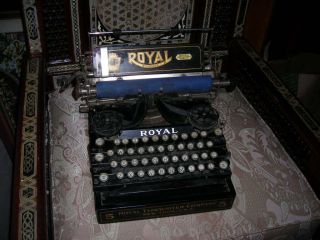 Antique 1912 Royal 5 Typewriter Made In York