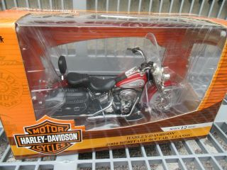 American Muscle 1/10th Scale 2004 Harley Heritage Softail Classic Motor Cycle