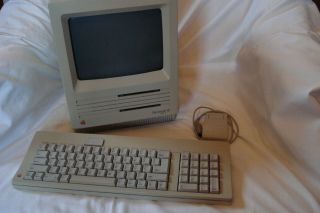 Vintage Apple Macintosh Se Fdhd System Keyboard Mouse Please Read