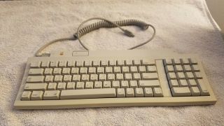Vintage Apple Macintosh Keyboard M0487,  Cable