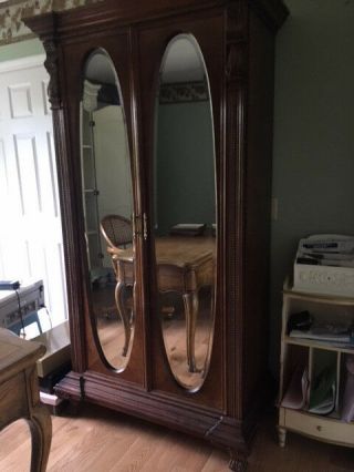 Pulaski Armoire - Mahogany Wood With Oval Mirrors And Many Carvings Ornate