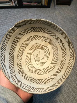 Outstanding Pre - Columbian Anasazi Chaco Spiral Black on White Bowl 2