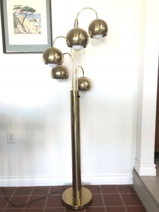 Vintage Mid Century Brass Waterfall Eyeball Floor Lamp by Robert Sonneman - 4