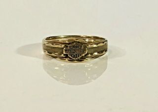 10k Yellow Gold Harley Davidson Ring With Ridges & Diamond Cut Accents (sz 8.  75)