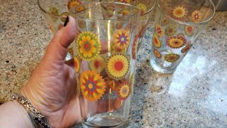 Set Of 4 Retro Vintage 1960 Flower Power Orange Yellow Hippie Glass Lemonade