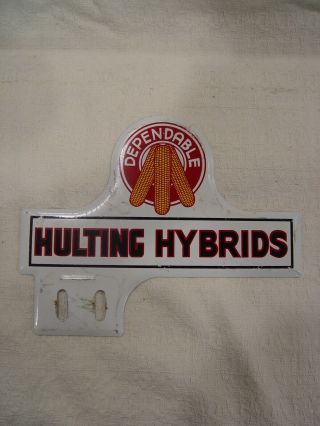 Vintage Dependable Hulting Hybrids Seed Corn Advertising License Plate Topper