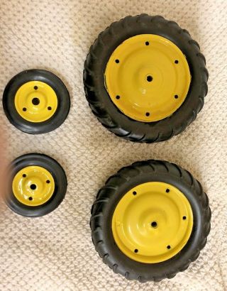 Vintage John Deere Front And Rear Tires And Rims For A 70 - 60 620 Metal Rims Toy