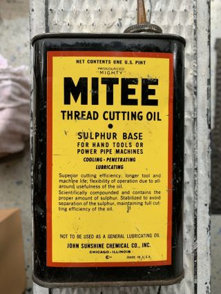Vintage 1 Pint Mitee Thread Cutting Oil Tin Can Chicago Some Contents