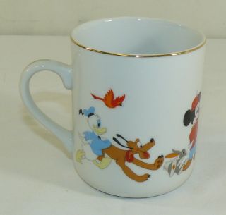 Vintage Disneyland Walt Disney World Characters Porcelain Mug 1980 