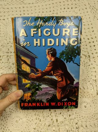 Vintage 1937 The Hardy Boys " A Figure In Hiding " Book Franklin W.  Dixon W/dj