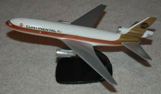 Vintage 1/200 Air Jet Continental Airlines Douglas Dc - 10 Desktop Airplane Model