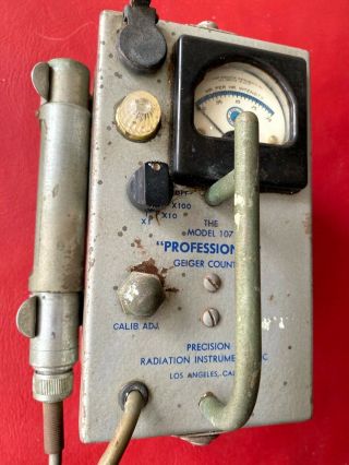Precision Radiation Instruments Model 107 Professional Geiger Counter Vintage