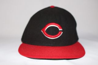 Mlb Vintage Cincinnati Reds Baseball Cap Hat Black Red Fitted Size 7 1/4 Era