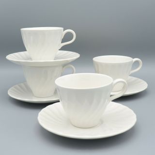 Sheffield Bone White - 4 Vintage Cups & Saucers - Scallop Swirl - Usa