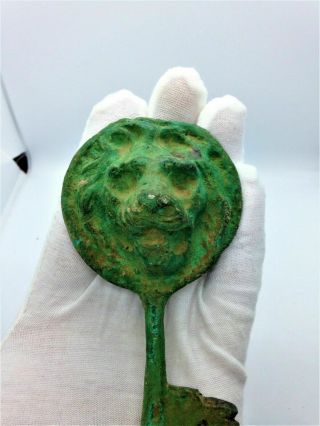 VERY LARGE ANCIENT ROMAN BRONZE LION BUST DUAL SIDED KEY - CIRCA 200AD 2