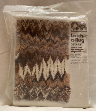 Vintage Columbia Minerva Latch (hook) A Rug 31 X 48 Inch Never Opened