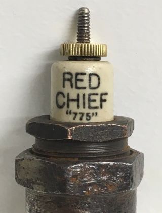 Rare NOS Vintage RED CHIEF Spark Plug With Carbon Blocker 7/8” Thread 2