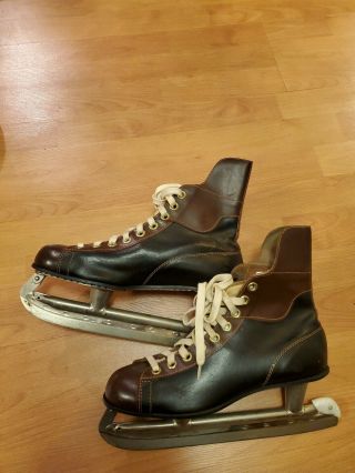 Vintage Mc Inc Canada Ice Skates Size 9 Leather