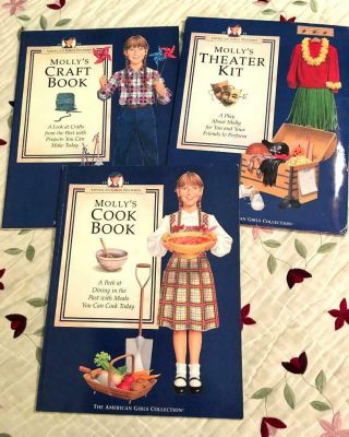 Vintage Pleasant Company American Girl Molly’s Pastimes Activities Set