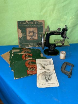 Antique Singer Sewing Machine No.  20 Hand Crank Child 