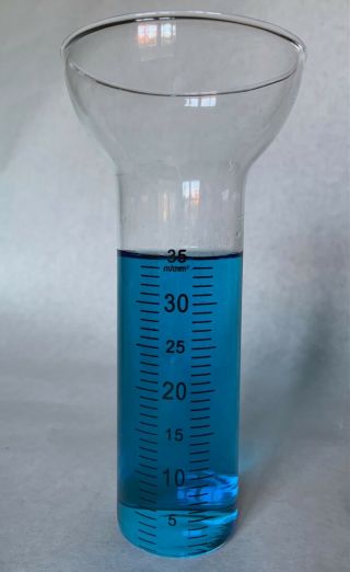 Vntg (?) Graduated Cylinder Funnel Lab Glass Beaker 150ml (35m/mm2) - 7 Available