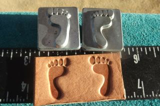 Leather Tools/ Vtg Craftool 1 " Stamp Set 3d 8220 8221 Large Feet