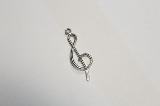 Vintage Unique Sterling Silver Charm Bracelet Pendant Music Note Treble Clef Ban