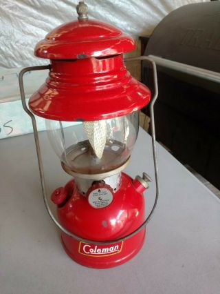 Coleman Lantern Single Mantle Model 200a Clear Glass 1958 Red Sunshine Nigh