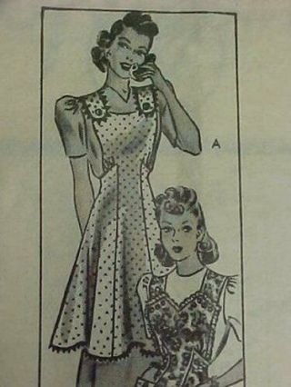 Vintage Bib Apron Full Size Pattern Mail Order Sexy 1940s Pinup Girl Design