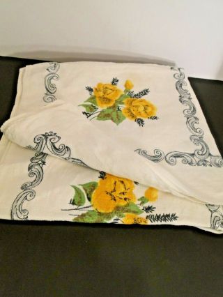 Vintage Yellow Roses Floral Linen Tablecloth 50 " X 46 " Cond,