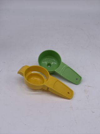 Vintage Tupperware Egg Separate & Small Funnel 779 - 9 877 - 2