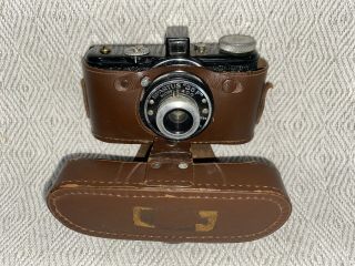 Vintage Spartus 35f Model 400 Camera