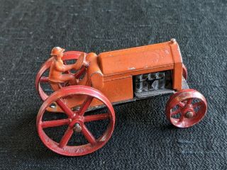 Antique Unmarked Tootsietoy Diecast 3 " Farm Tractor With Driver 4654