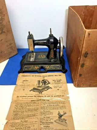 Muller Antique Cast Iron No 19 Toy Sewing Machine W/ Directions And Box