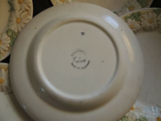 Vintage metlox ceramic poppy trail lunch salad plate sculptured daisy 5 7 