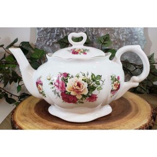Vintage English Cabbage Roses Teapot Made In England