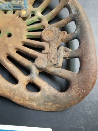 Vintage Ornate Cast Iron Tractor Seat Antique Farm Tools Metal Equipment 2
