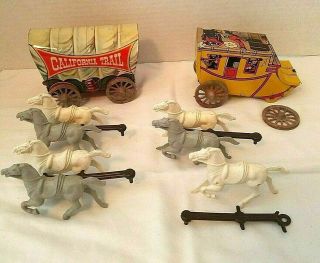 2 Vintage Mfg Co.  U.  S.  Tin Litho Toy Stagecoach & Covered Wagon W 7horses