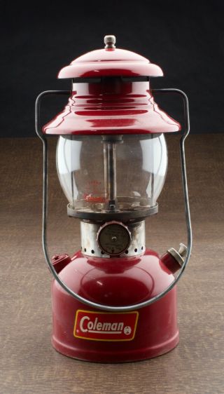 Vintage Coleman Lantern Model 200a W Box 8 - 1961 Red