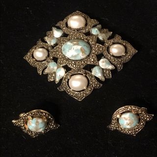 Vintage Sarah Coventry " Remembrance " (1968) Brooch Pendant & Earrings Set