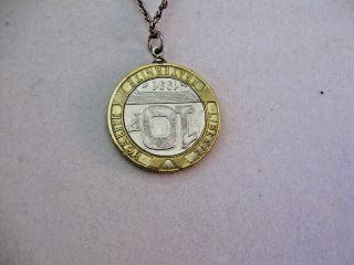 VINTAGE NECKLACE WITH A TWO TONE - COIN PENDANT - RF 3