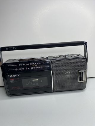Sony Cassette Player Recorder Cfm - 140 Vintage Am Fm Tuner Tape Player Combo