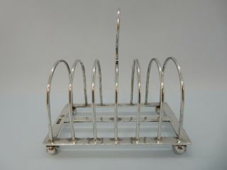 Solid Silver 6 Division Toast Rack,  William Hutton,  Sheffield 1899.  109g