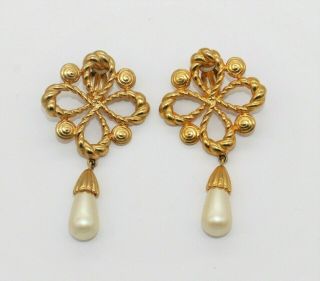 Vintage Signed Joan Rivers Faux Pearl Gold Plate Dangling Clip On Earrings
