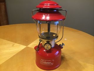 Vintage Coleman Lantern Model 200A With Coleman Carrying Case 2