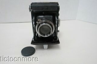 Vintage Zeiss Ikon Ikonta 520 Camera W/ Novar - Anastigmat Lens 1:3.  5 F= 7cm