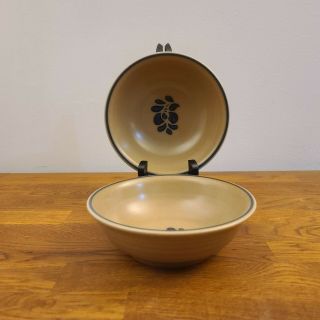 Vtg Set Of 2 Pfaltzgraff Folk Art Stoneware 6 " Coupe Cereal Bowls Usa