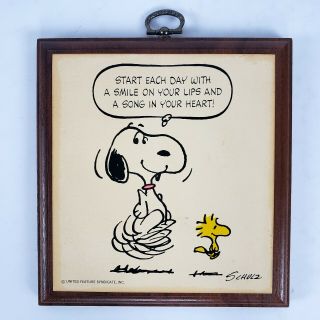 Vintage Peanuts Snoopy Charlie Brown Woodstock Wall Plaque Art Print On Walnut