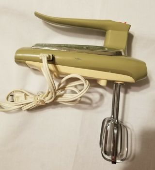 Vintage Ge General Electric Hand Mixer 3 Speed Avocado Green D4m47 1970s 70 