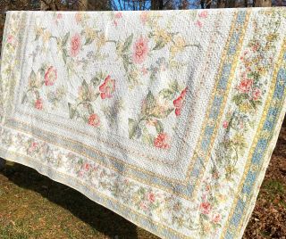 Vintage Elegant Country Shabby Chic Floral Quilt Queen 86 " X 91 "